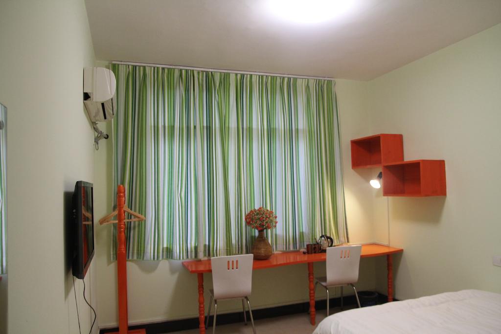 Tiffany Hostel Yangshuo Quarto foto