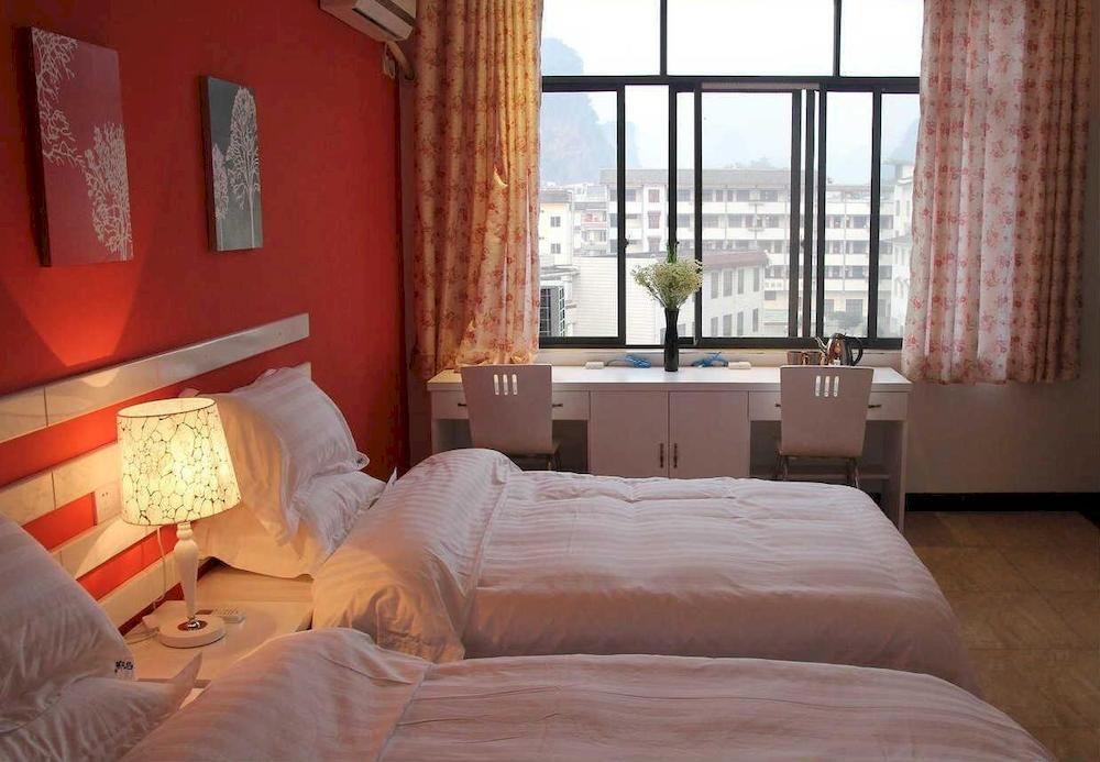 Tiffany Hostel Yangshuo Exterior foto